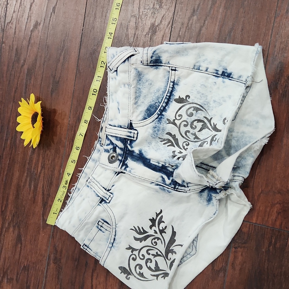 That's it Jeans Shorts 💫 - Picture 6 of 9